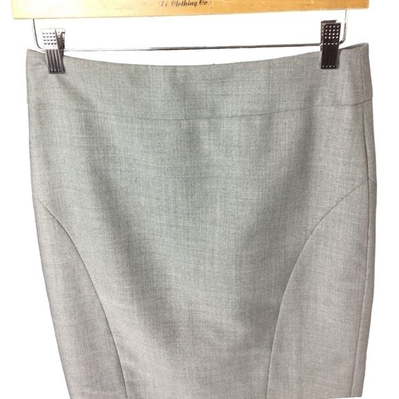 Banana Republic Gray Pencil Skirt EUC size 6 - Picture 1 of 4